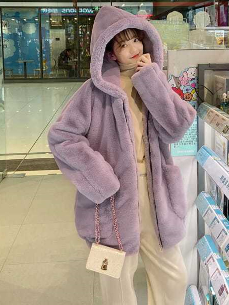 Jesienno-zimowy ponadgabarytow – Street Fashion Hong Kong recenzja i cena